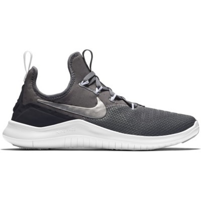 women's free tr 8 training shoe