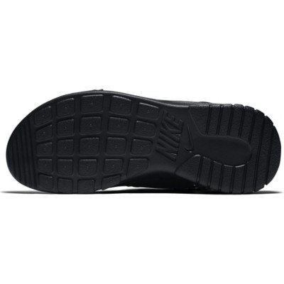 black nike tanjun sandals