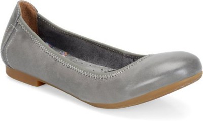 born julianne flats