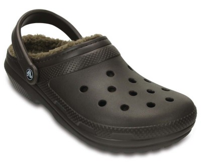 white crocs with fuzz