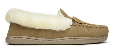 minnetonka women's alpine sheepskin moc