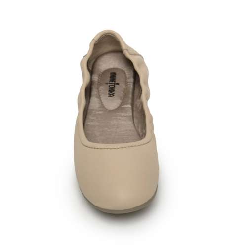 Women's Minnetonka Anna Shoes