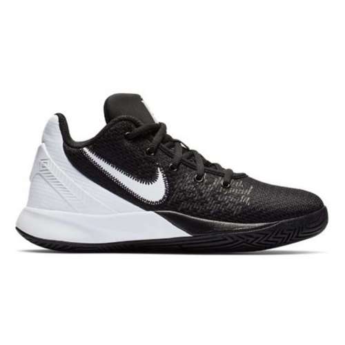 boys nike kyrie flytrap