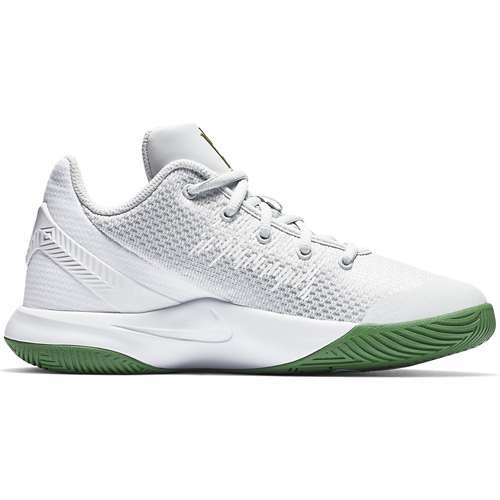 Kyrie flytrap ii shop white/green/gum men's basketball shoe