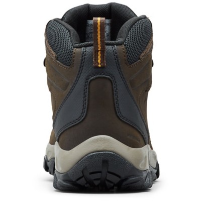 columbia newton ridge plus ii waterproof hiking boot