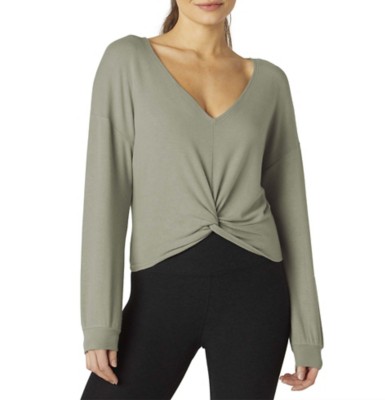 Women's Beyond Yoga Twist Up Reversible V-Neck Pullover Sweater