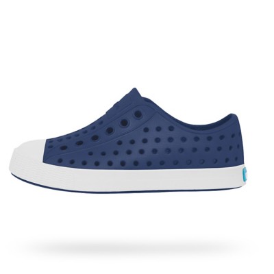 boys white slip on shoes