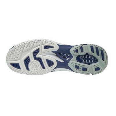 do mizuno volleyball shoes run small