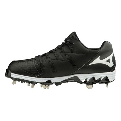 softball spikes cleats