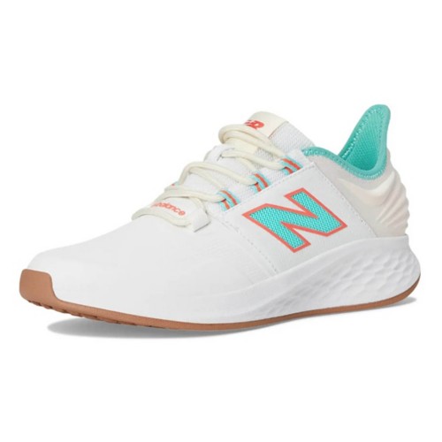 Women's New Balance Fresh Foam ROAV V2 Spikeless Golf Shoes