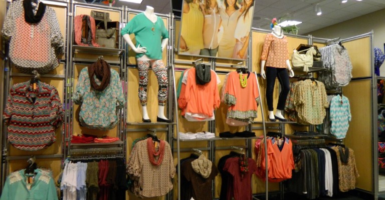 Women's Clothing & Accessories Shop at Fargo SCHEELS