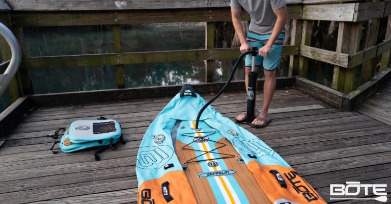 Inflating an inflatable SUP board