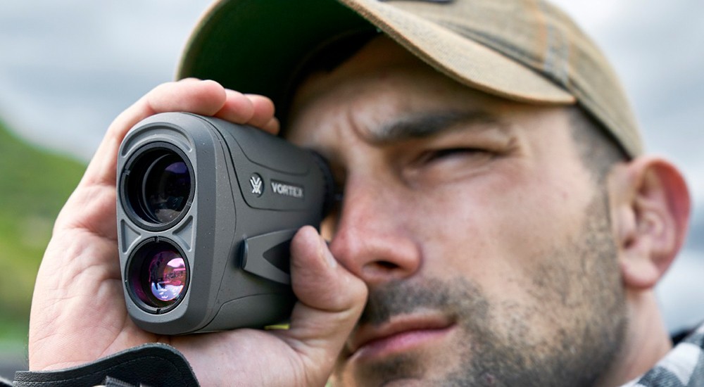 Looking through a rangefinder