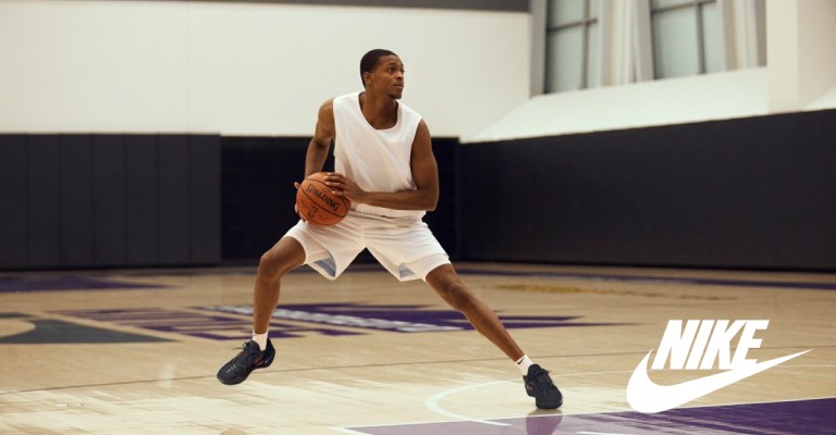 basketball player playing basketball