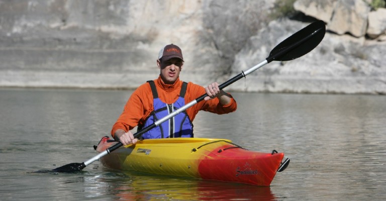 What to Wear Kayaking: A Kayaking Outfit Guide
