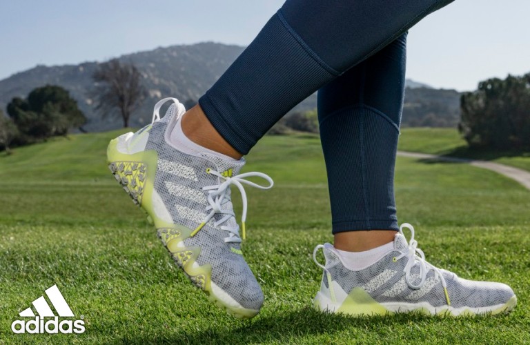 Spiked vs. Spikeless Golf Shoes