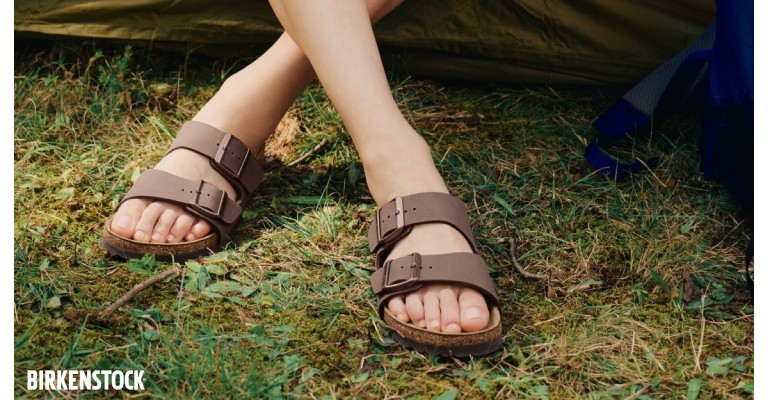 White Gizeh Birkenstocks. Back to basics/classics. And I don't want to hear  anything about this being…