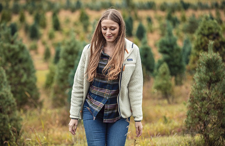 Woman wearing a fleece jacket