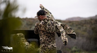 The Ultimate Guide on How to Layer for Hunting