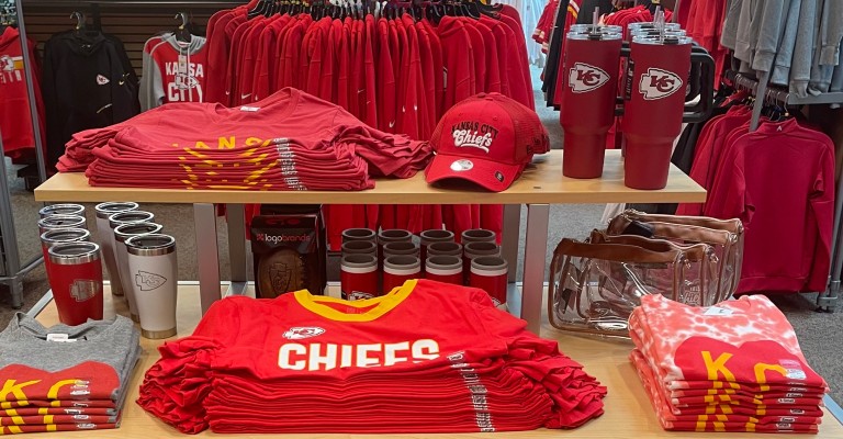 Kansas City Chiefs Apparel, Chiefs Gear, Kansas City Chiefs Shop