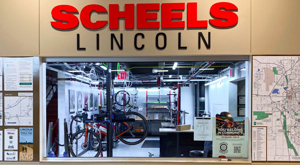 Lincoln Service Shop