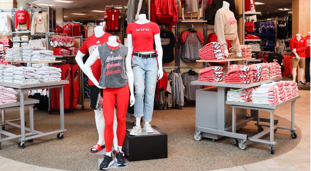 Fan Shop at Eau Claire SCHEELS